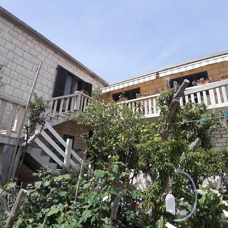 Apartmani Luce ซูมาร์ติน ภายนอก รูปภาพ